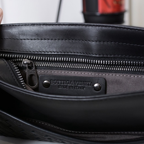 ボッテガヴェネタバッグ着用イメージ